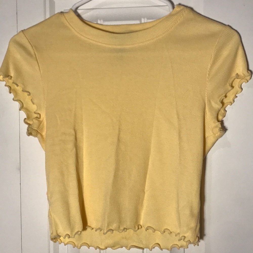 yellow cropped ribbed t shirt